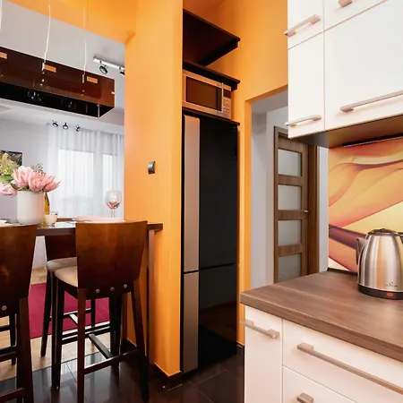Lagiewniki Sanctuary One Bedroom By Renters Krakow