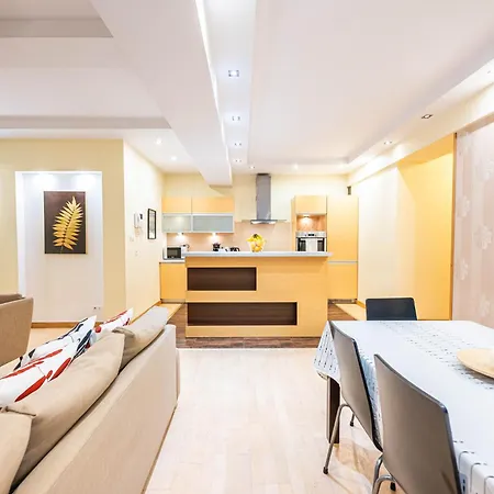 Apartment And Specious Two Bedrooms In The Old Town Krakow