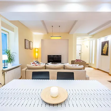Apartment And Specious Two Bedrooms In The Old Town Krakow