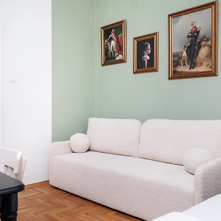 Retro Glamour With A Modern Edge - By Upstairs Apartment Krakow