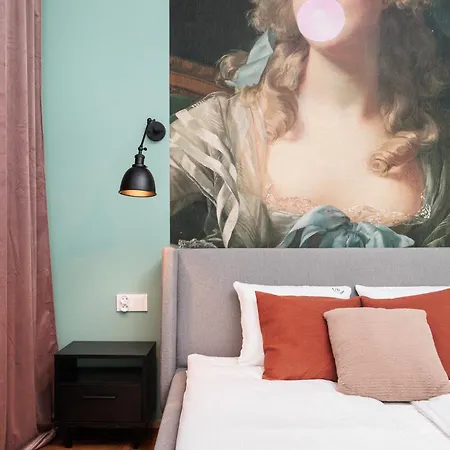 Apartment Retro Glamour With A Modern Edge - By Upstairs Krakow