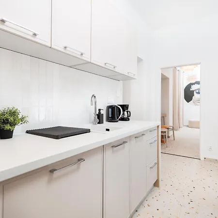 Retro Glamour With A Modern Edge - By Upstairs *