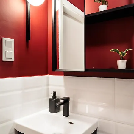 Retro Glamour With A Modern Edge - By Upstairs *