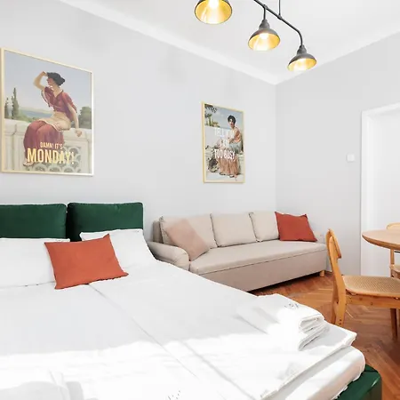 Apartment Retro Glamour With A Modern Edge - By Upstairs Krakow