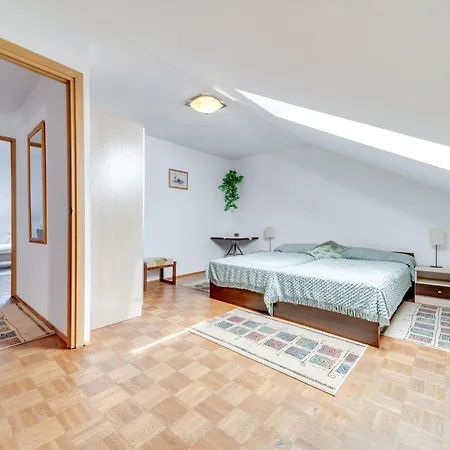 Krolowej Jadwigi By Interhome Apartment