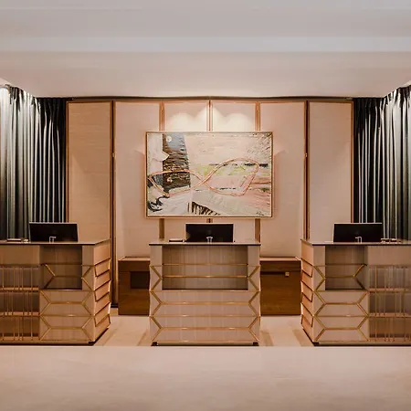 Hotel Sheraton Grand 5*