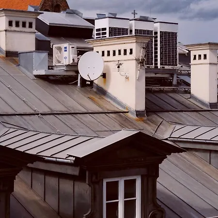 Aparthotel Too-good