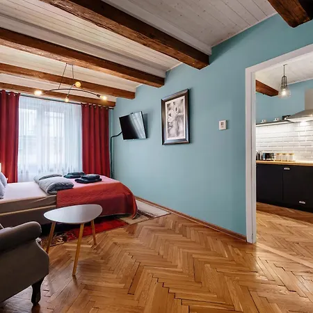 The Angels Old Town Apartman *