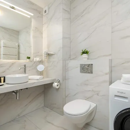 Cozy Laszkiewicza With Parking By Renters Apartament *