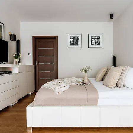 Piedmont - Loftaffair Krakov