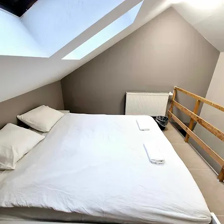 Hostel Pini - Przytulne W Centrum Krakowa