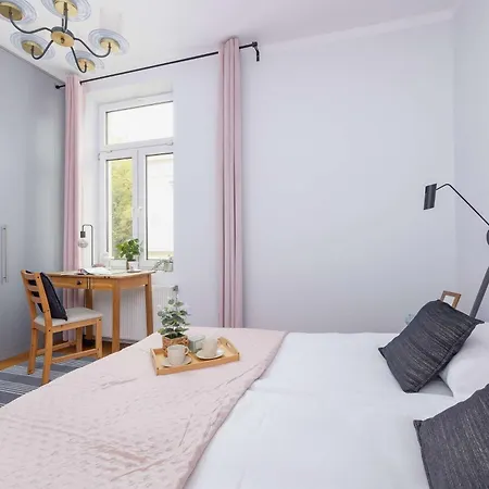 Apartment Elegancki Katowa 11 Praca Zdalna By Renters *