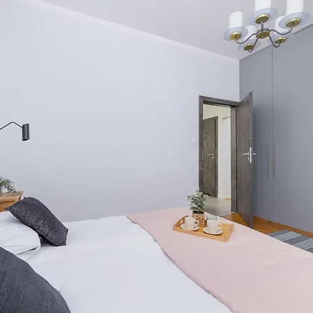 Elegancki Katowa 11 Praca Zdalna By Renters *