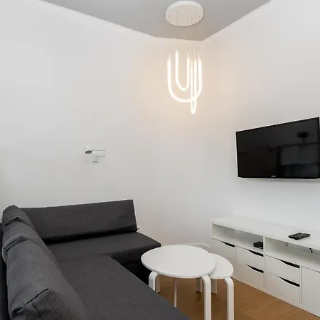 Cracow City Centre Apartment *