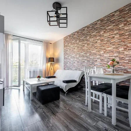 Cozy Red Rose Apartment, 2 Down Town *