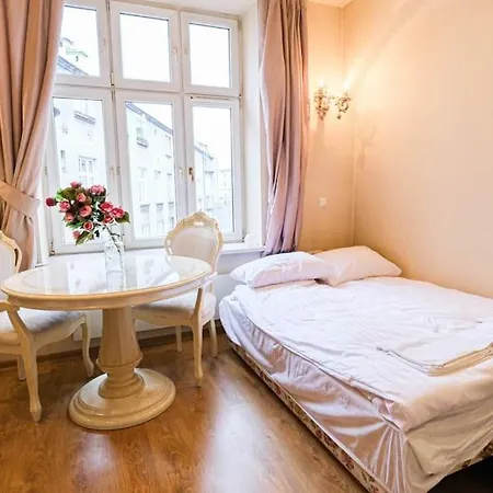 Apartment Romantic Free Parking