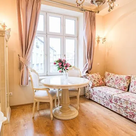 Apartment Romantic Free Parking