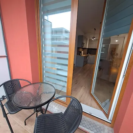 Bazylek, Miejsce Parkingowe W Garazu Podziemnym Apartment *