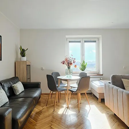 Urban Nest Starowislna 95 * Krakow