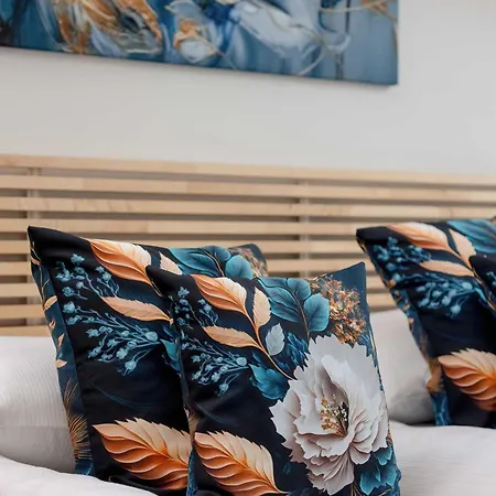 Apartment Grzegorzecka Family With Balcony & Parking Cracow By Renters *