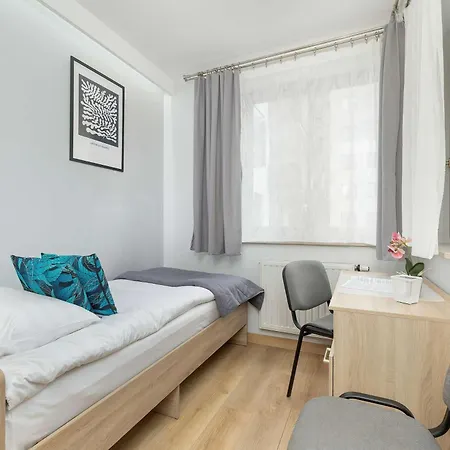Grzegorzecka Family With Balcony & Parking Cracow By Renters * Krakow