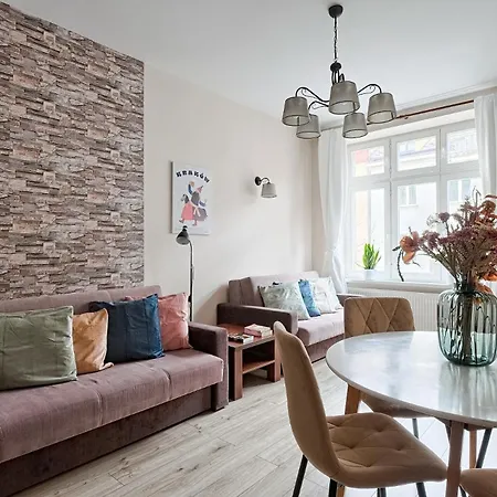 Apartment Urban Nest Jozefitow 5 *