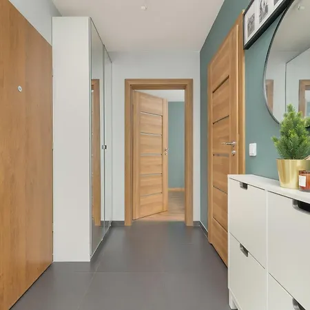 Zbozowa 2a Nowy Kleparz Cracow By Renters Apartment