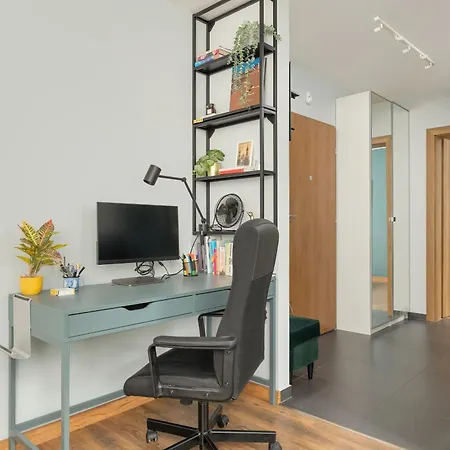 Zbozowa 2a Nowy Kleparz Cracow By Renters Apartment *