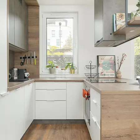 Apartment Zbozowa 2a Nowy Kleparz Cracow By Renters *