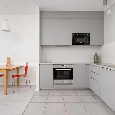 1 Bedroom With Terrace - Wawrzynca 21 Krakow