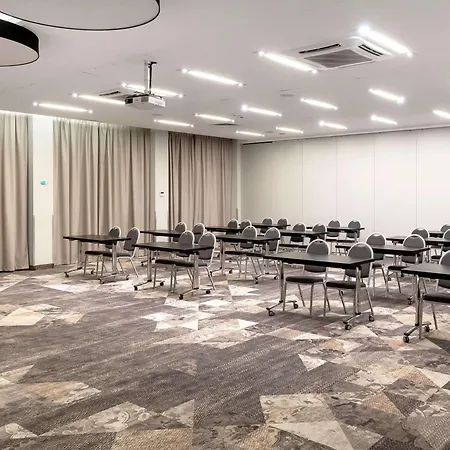 Novotel West Szálloda