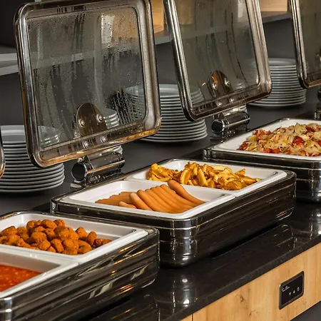 Szálloda Novotel West 4*