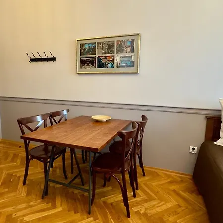 Apartment Scharffenberg Main Square
