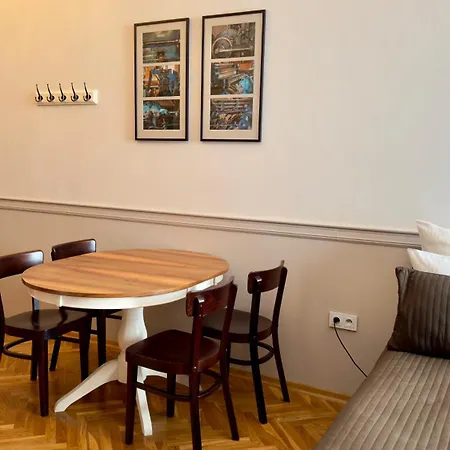Scharffenberg Main Square Apartment Krakow