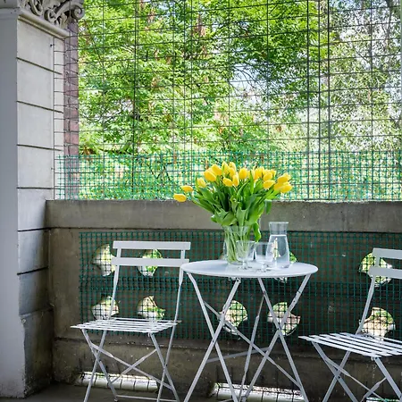 Tyzenhauz Grand