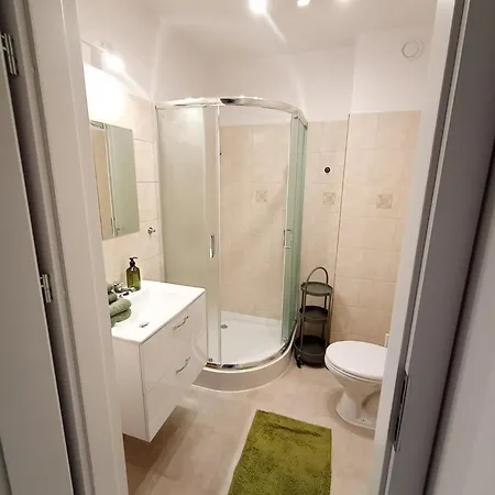 Apartment Old Town Premium - Ghetto Heroes Square View *