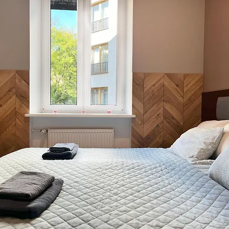 Apartment Comfy With Cinema Projector, Cracow's Heart