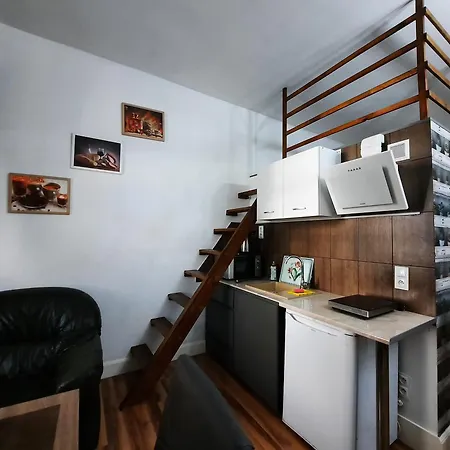 Ostello Lorf Hostel&coffee *