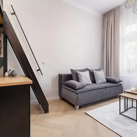 - Berka Joselewicza 5 Street Apartament