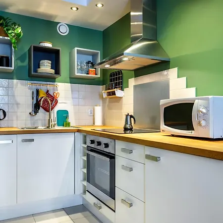 Rewers - Swietokrzyska St Apartment *