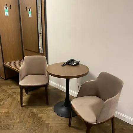 Uniwersytetu Jagiellonskiego Hotel *