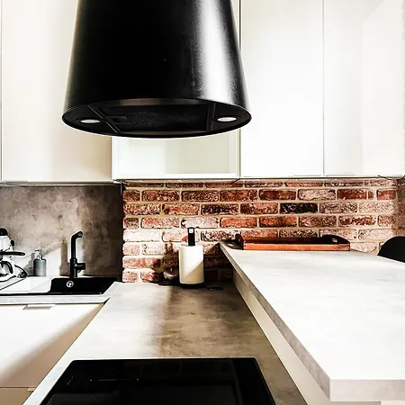 Apartment Beautiful For 8 People In Cracow's Heart