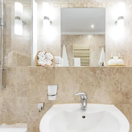 Rentplanet - Angel Plaza Apartament *
