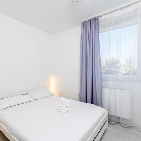 Zlocien Bright Apartment Krakow