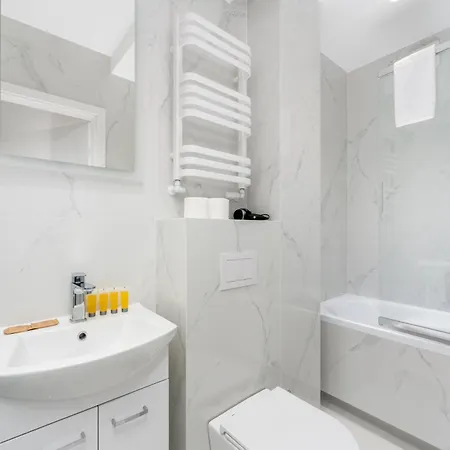 Apartment Zlocien Bright *
