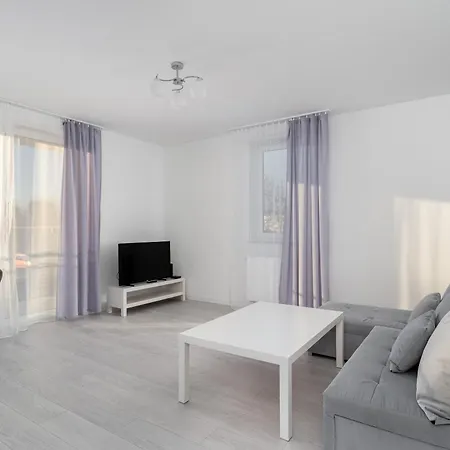 Zlocien Bright Apartment Krakow