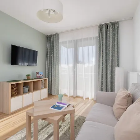 Modern With Parking Near Tauron Arena By Renters