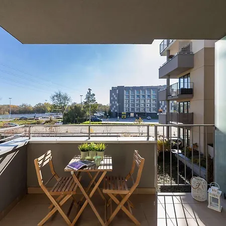 Modern With Parking Near Tauron Arena By Renters Apartment Krakow