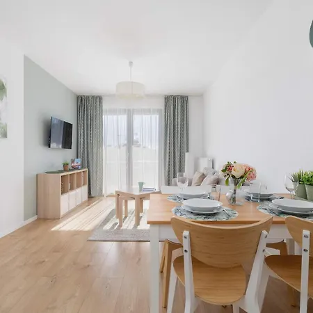 Apartment Modern With Parking Near Tauron Arena By Renters Krakow