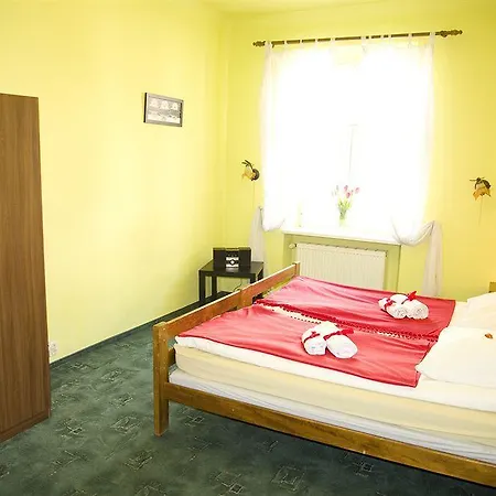 Flower Hostel *